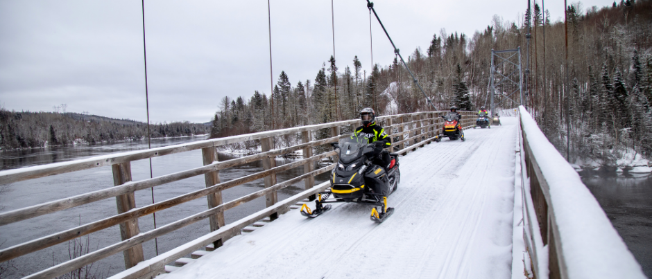 Journalist Craig Nicholson Discover the Grand St. Lawrence Snowmobile Tour!